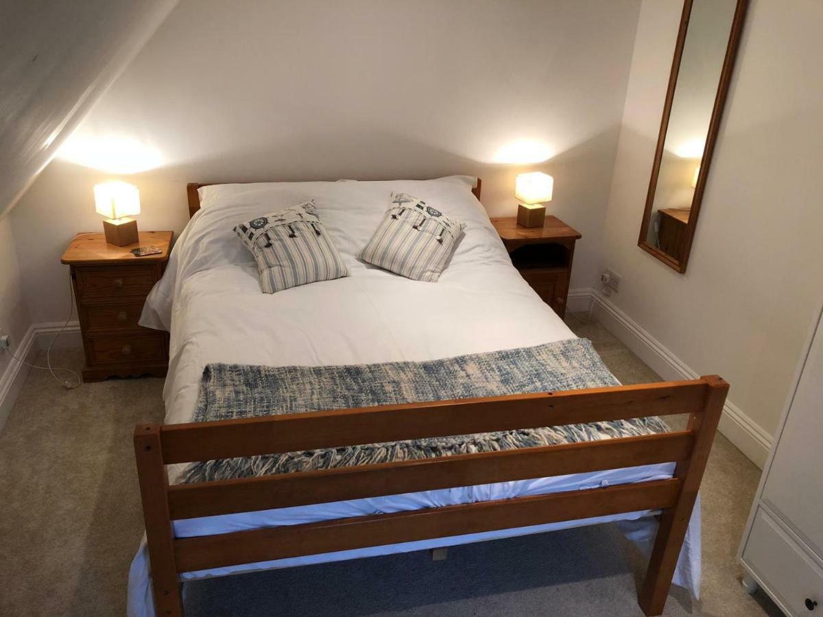 צ'לטנהם Church Farm Cottage מראה חיצוני תמונה